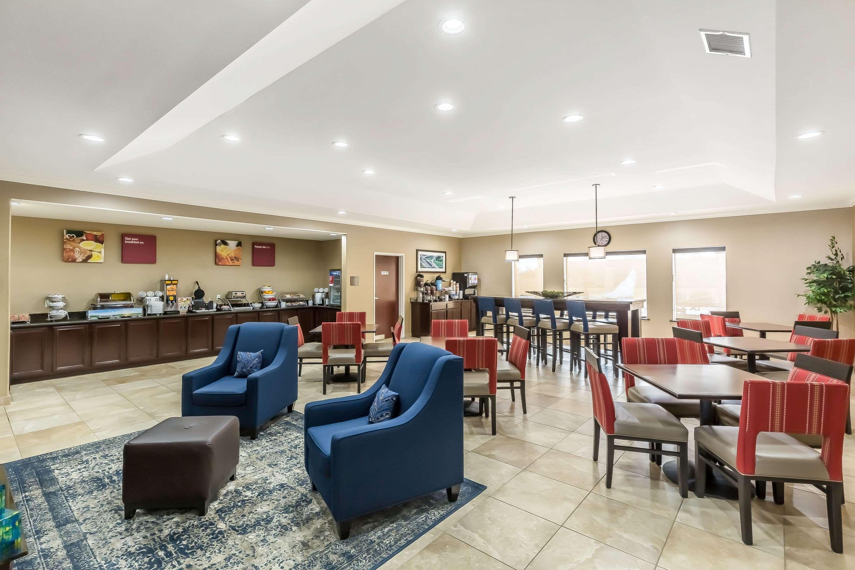 Comfort Suites Houston Iah Airport - Beltway 8 Buitenkant foto